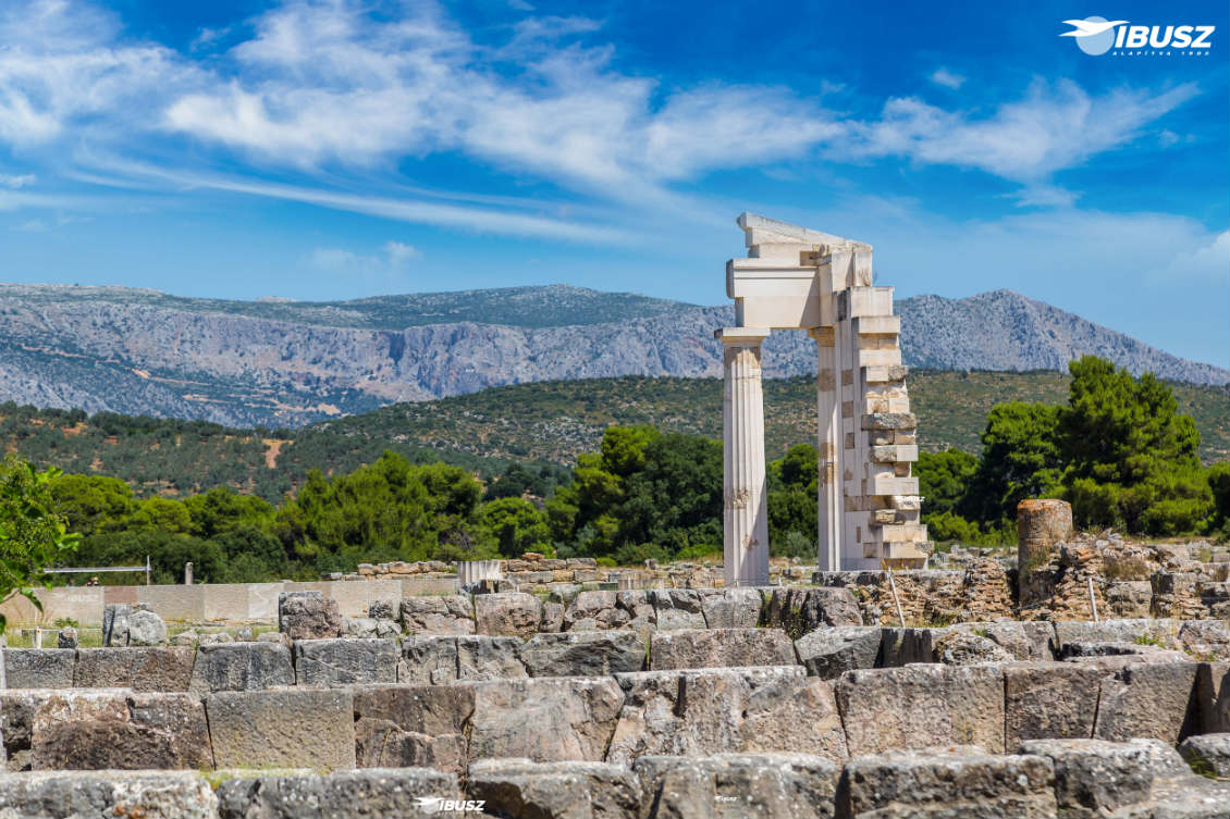 A több mint százhúsz éves IBUSZ utasai a Tokkal-Vonóval promóción keretein belül ellátogathatnak Pelloponészosz ókori görög hagyatékokat bemutató vidékére.